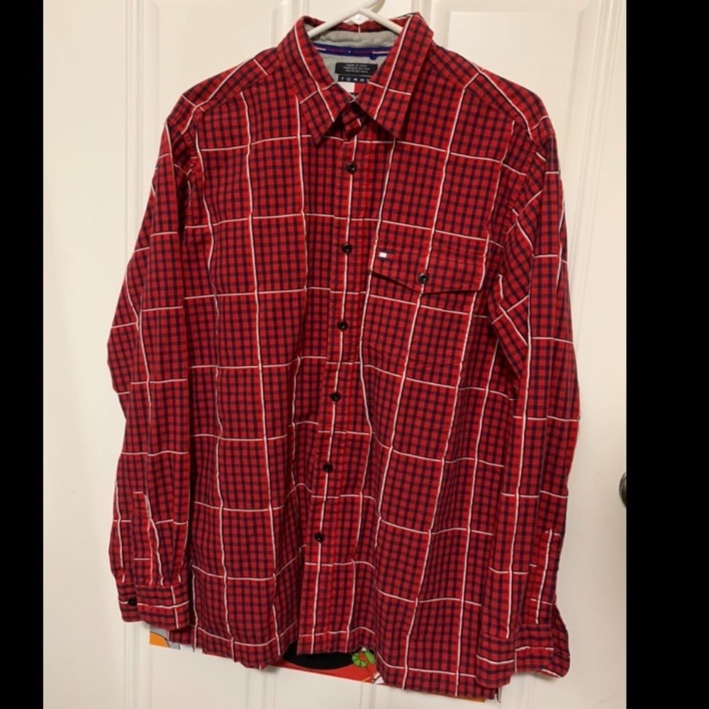 Tommy Hilfiger Mens Size Medium Red Plaid Dress Shirt Long Sleeve Button Down